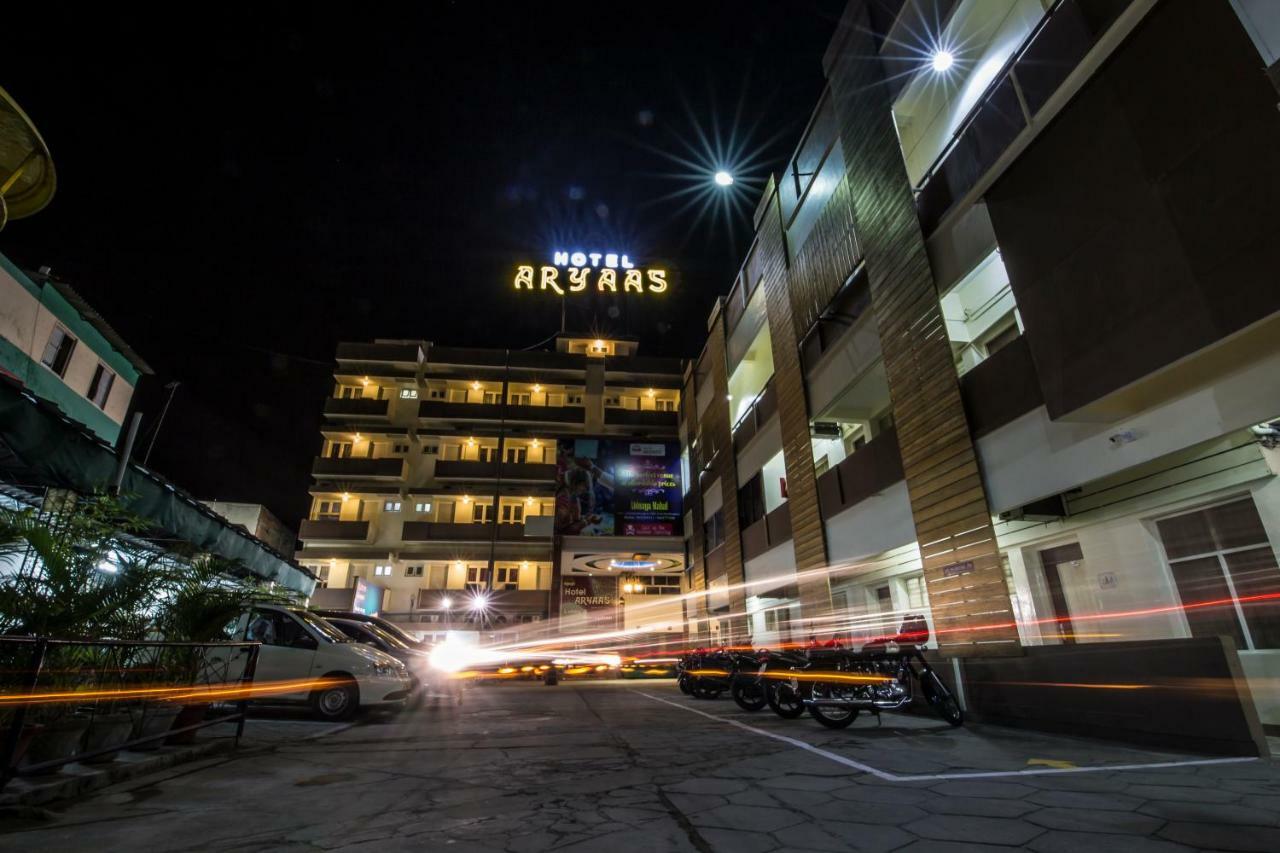 Hotel Aryaas Palayankottai Exterior photo